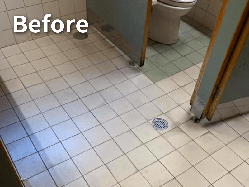 トイレ・磁気タイル床のクリーニングとガラスコーティング施工事例｜施工前3